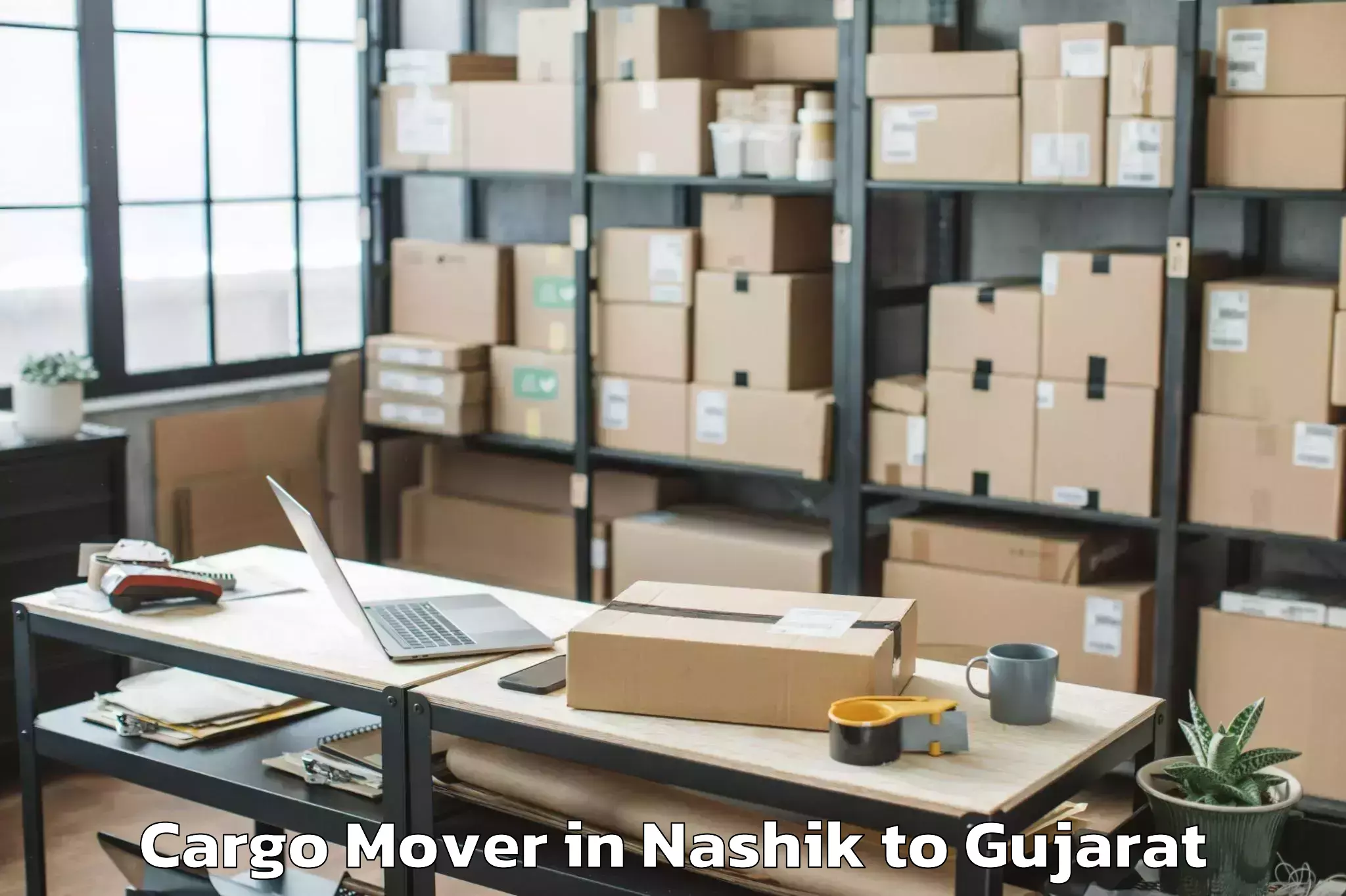 Reliable Nashik to Khambhalia Cargo Mover